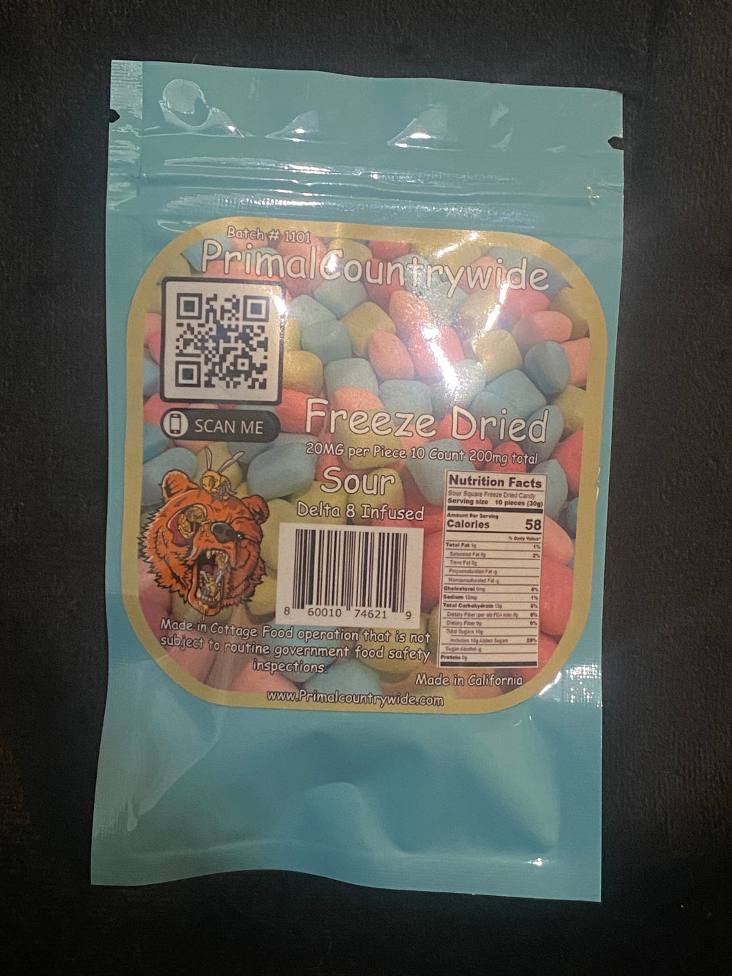 200mg Sour Square Freeze Dried Distillate Infused Candy